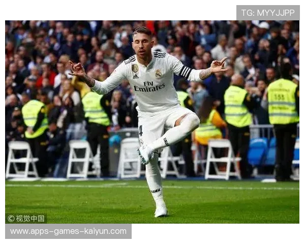 维尼修斯左路下底强突，皇马创造极大推进效果