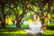 教练在赛季最后一场后的更衣室讲话，教练对他们在最后一场比赛中的表现不满意